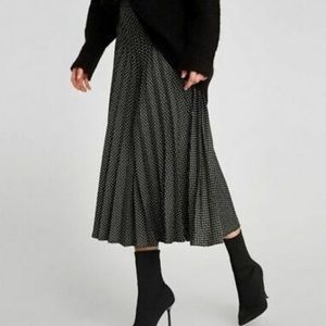 Zara Black/White Polka Dot Pleated Midi Skirt
